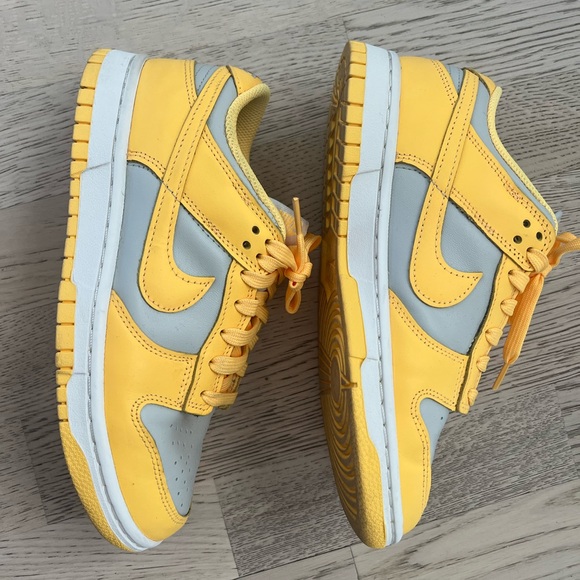 Nike Dunk Low "Citron Pulse" Size 7 - Picture 2 of 4